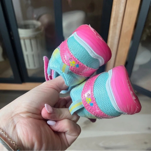 Paw Patrol light up sneakers toddler girl shoes Velcro Skylar pastel adjustable - Picture 5 of 8